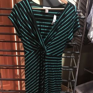 Wrap maternity dress